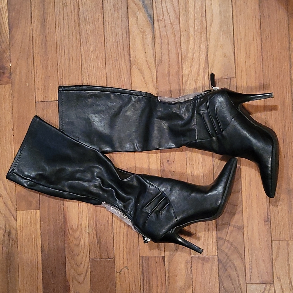 Black Boots
